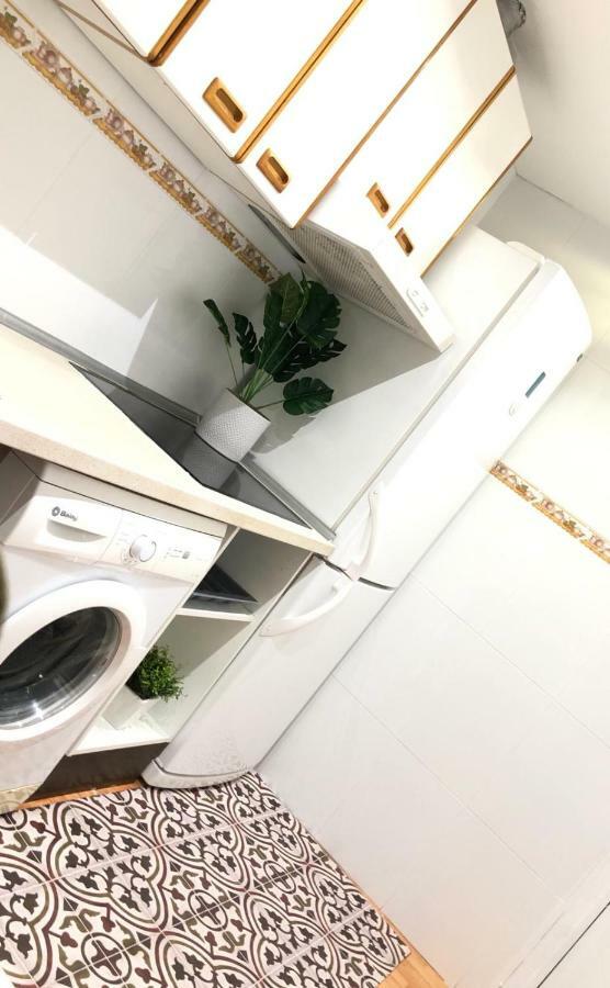 Apartamento Good Vibes Apartment Zaragoza Bagian luar foto